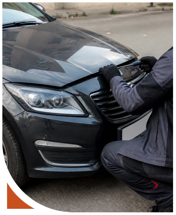 Вскрытие капота автомобиля в Нижневартовске от 2590 р. | Разлок-Нжт